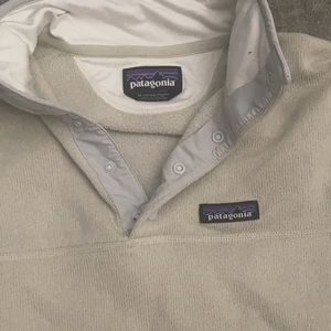 Cream Patagonia women’s button pullover